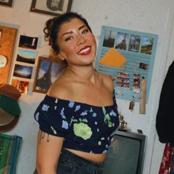 Urban Renewal Floral Print Crop-Top - Picture 1 of 4